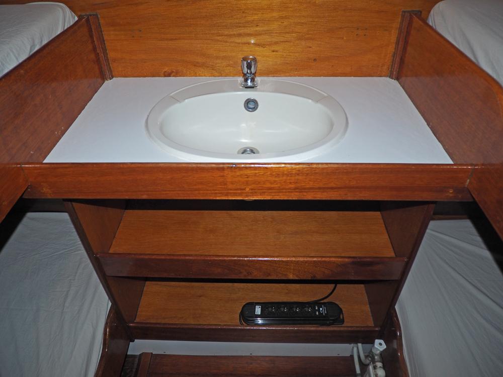 Cabin en avant, H&eacute;bergements